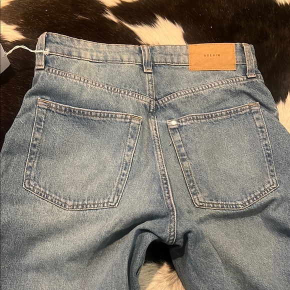 H&M Stylish Distressed Wide Leg Blue Jeans 4 - Picture 6 of 6